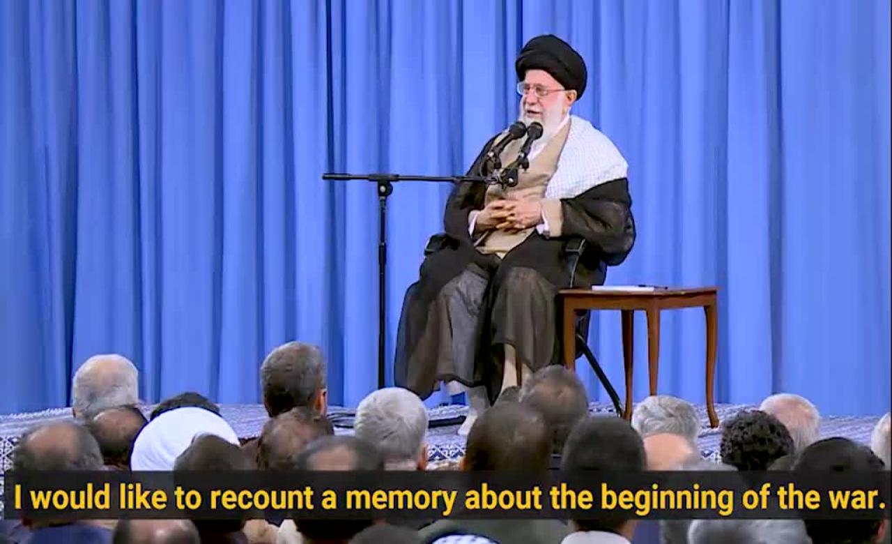 [Clip] Ayatollah Khamenei\'s anecdote of his first time in the war fronts - Farsi sub English 