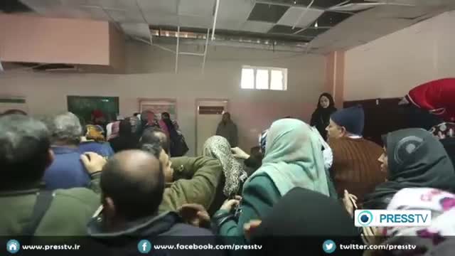 [22 Dec 2014] Palestinians suffering at Rafah Crossing - English