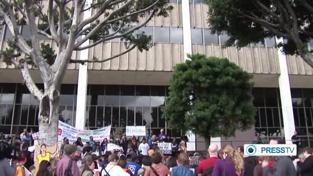 [27 Mar 2014] LA immigration activists push Obama to stop deportations - English