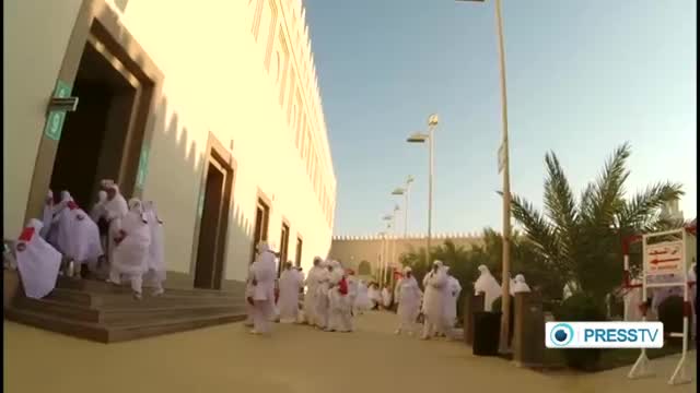 [23 Sep 2014] Muslims enter sacred state of Ihram to perform Hajj rituals - English