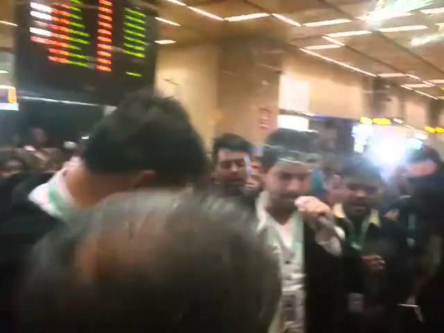 Azadari at Jinnah International Airport Karachi Farhan Ali Waris Urdu 