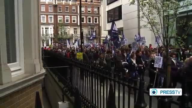 [26 Mar 2014] UK teachers stage one day strike - English
