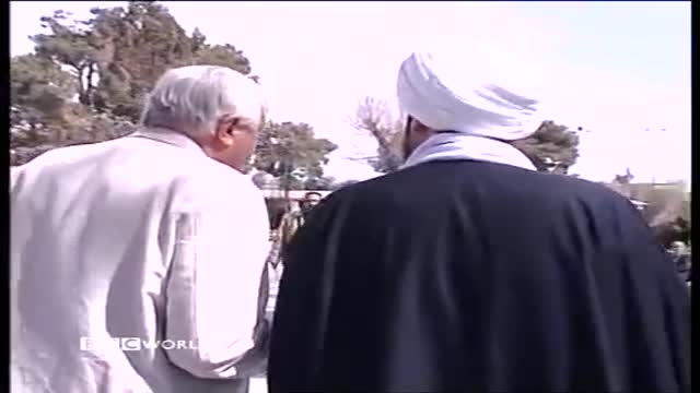 BBC - Simpson\'s World in Holy city of Qom, Iran - talking to Ayatollah Mahdi Hadavi Tehrani