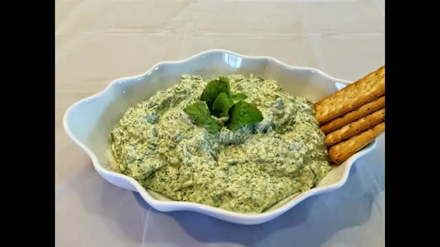 Jalapeno Flavored Spinach Dip! - English