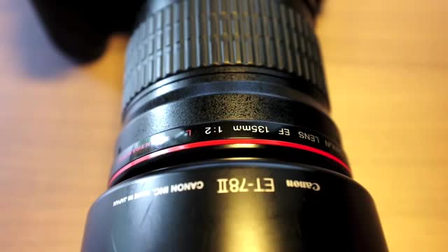 [How To use Canon Camera 135mm] F2 L USM Lens - English
