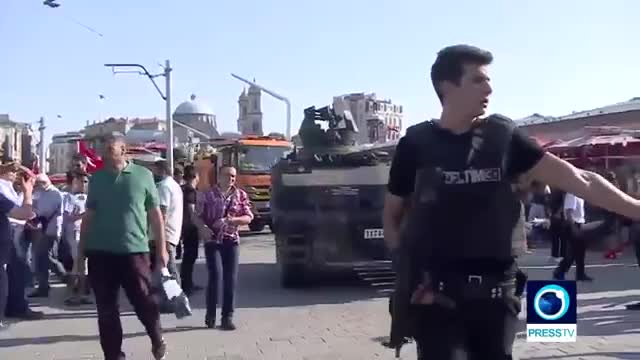 [18th July 2016] Turkey Coup Military vehicles cleared from Taksim following coup attempt | Press TV English