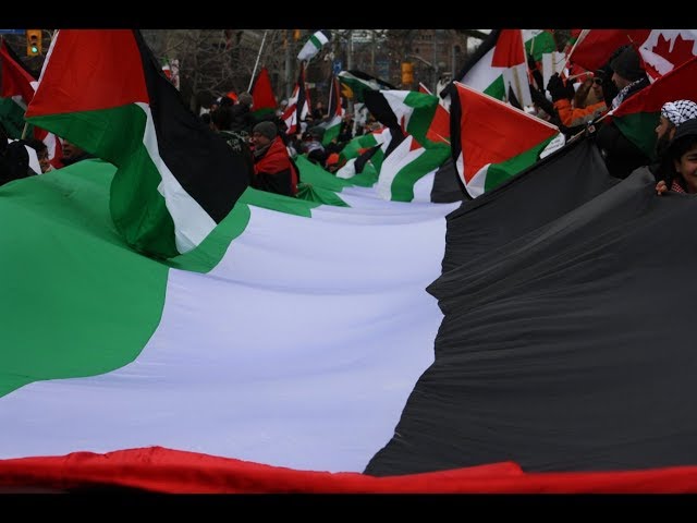 Judaism YES Zionism NO -Longest Palestinian Flag at US Consulate in Hands Off Jerusalem AlQuds Rally Dec. 09, 2017 -Engl